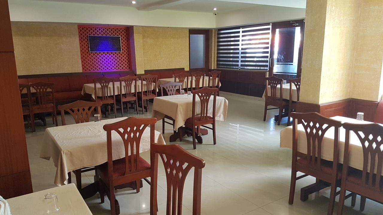 The Central Park Kollam Exterior photo